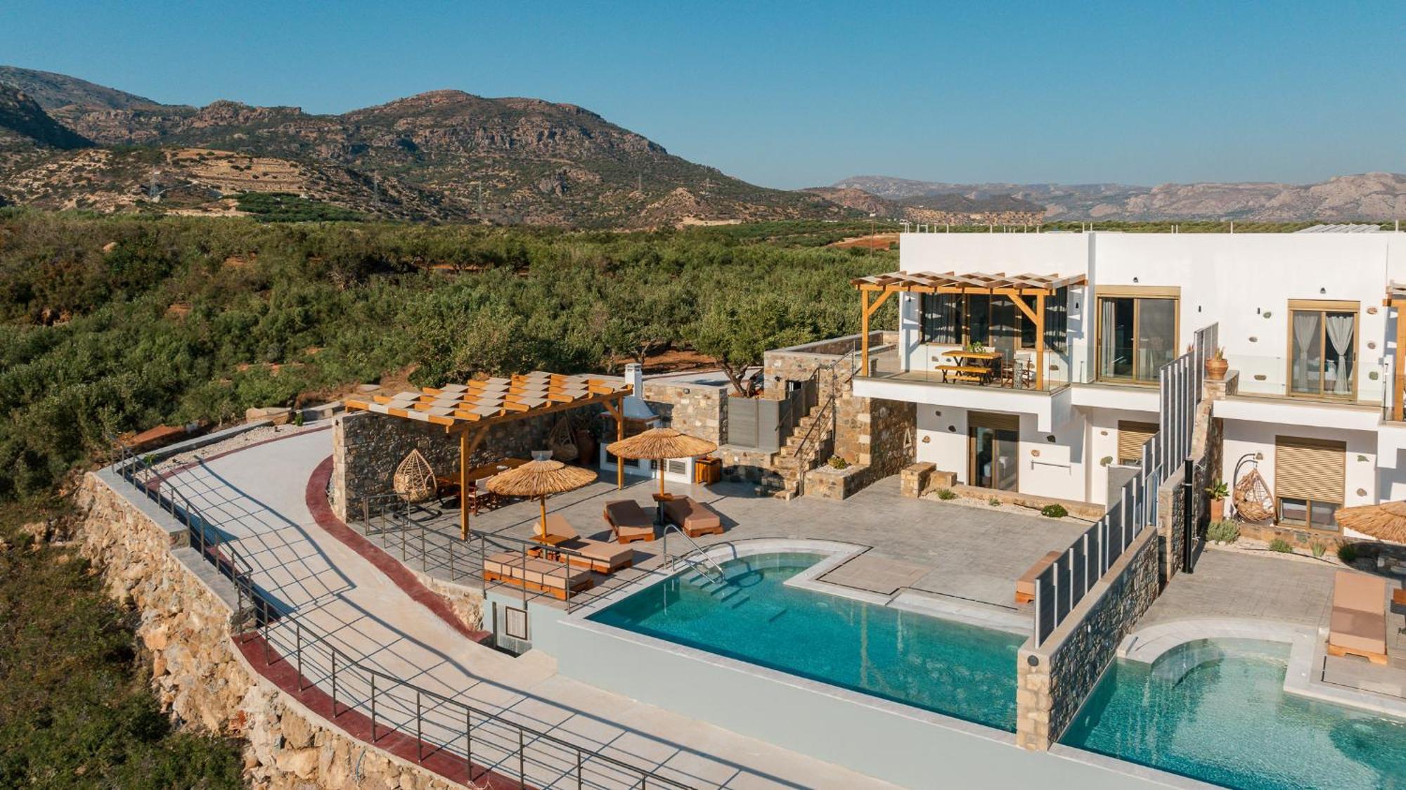Mediterranean View Villa Makrýgialos Eksteriør billede